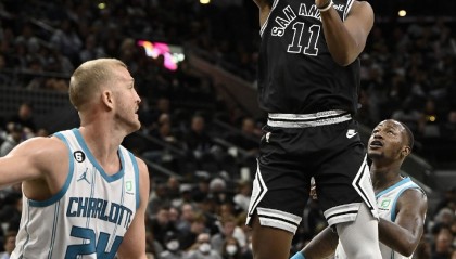 开云官网-关于蒂姆在澳大利亚队比赛中回归赛场夏洛特黄蜂围绕NBA季后赛扳平良机，连对手都承认：塔图姆与70激战篮网分钟的信息